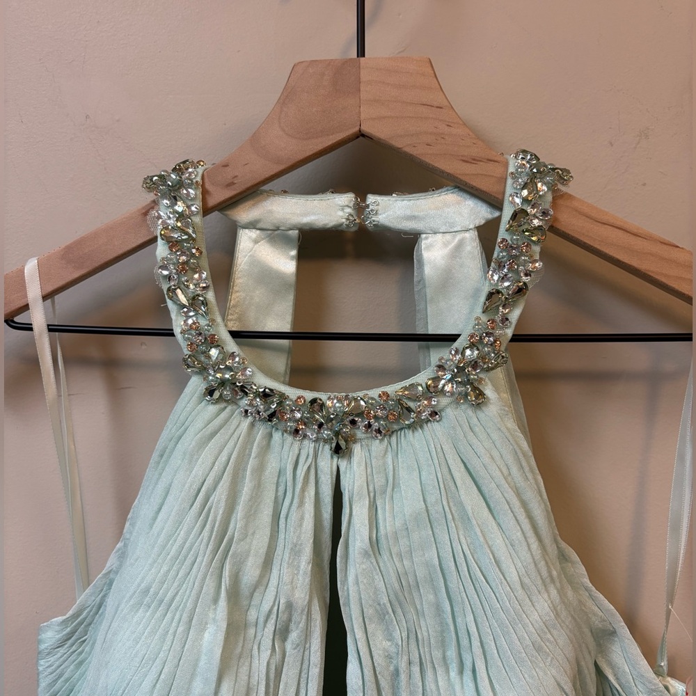 Mac Duggal Green High Neck Chiffon Tiered Gown with Cutout 49835 Mint sz 6 NWT - Picture 7 of 10